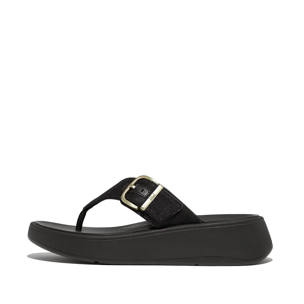 รองเท้าแตะแบบหูหนีบ ผู้หญิง รุ่น F-MODE BUCKLE SHIMMERLUX FLATFORM TOE-POST SANDALS