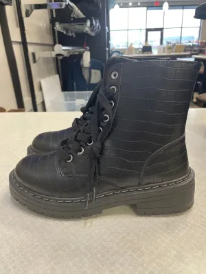 Boots Combat By Sugar In Black, Size: 8