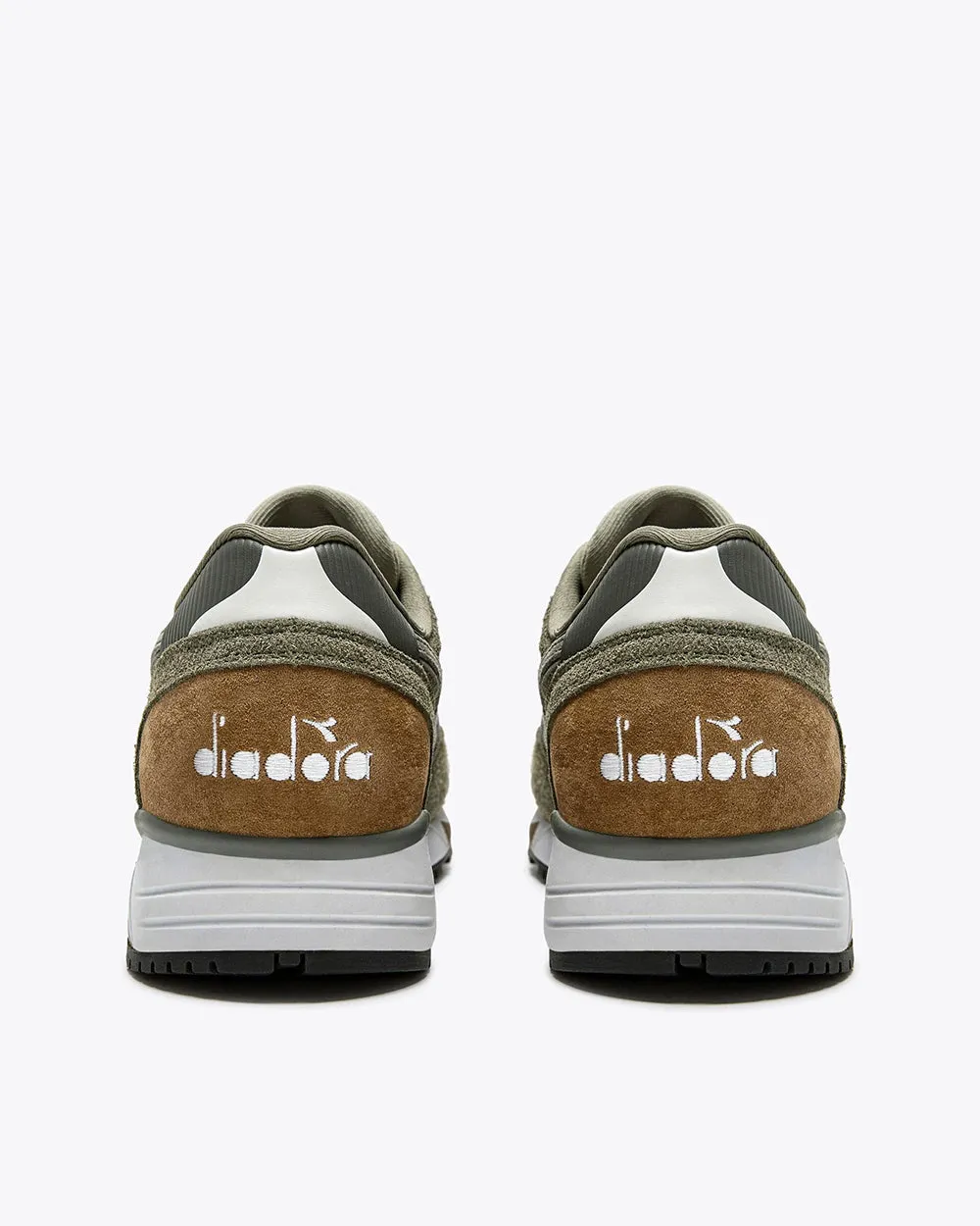 Diadora N9002 Winter Shoes