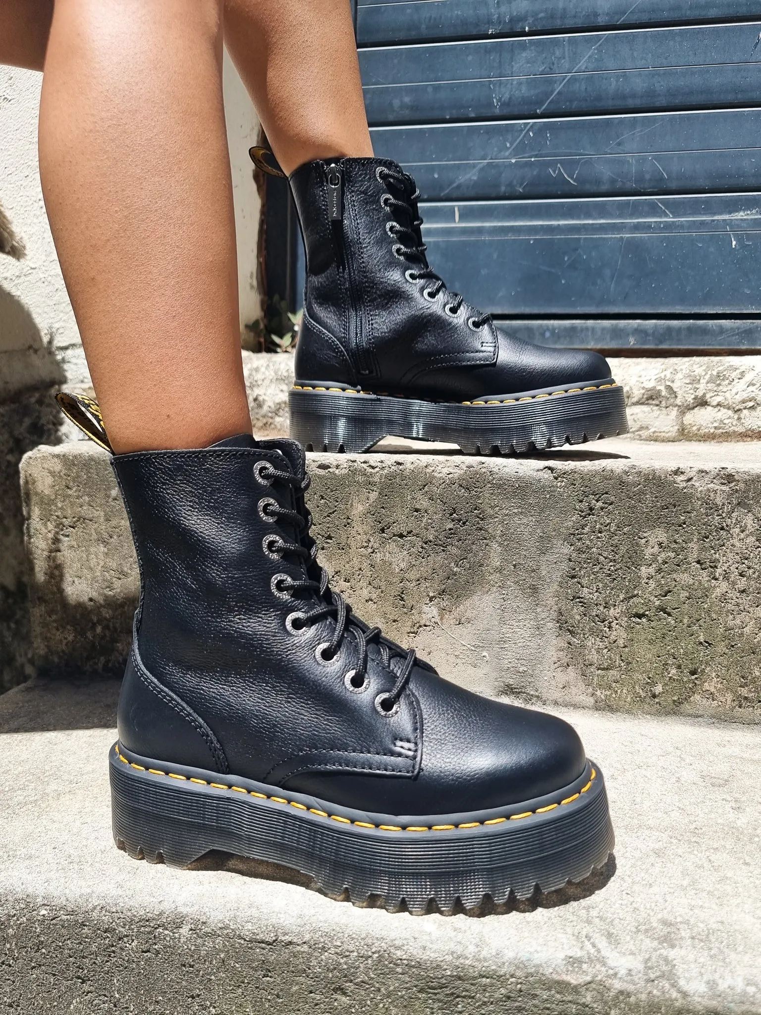 DR. MARTENS JADON BLACK PISA