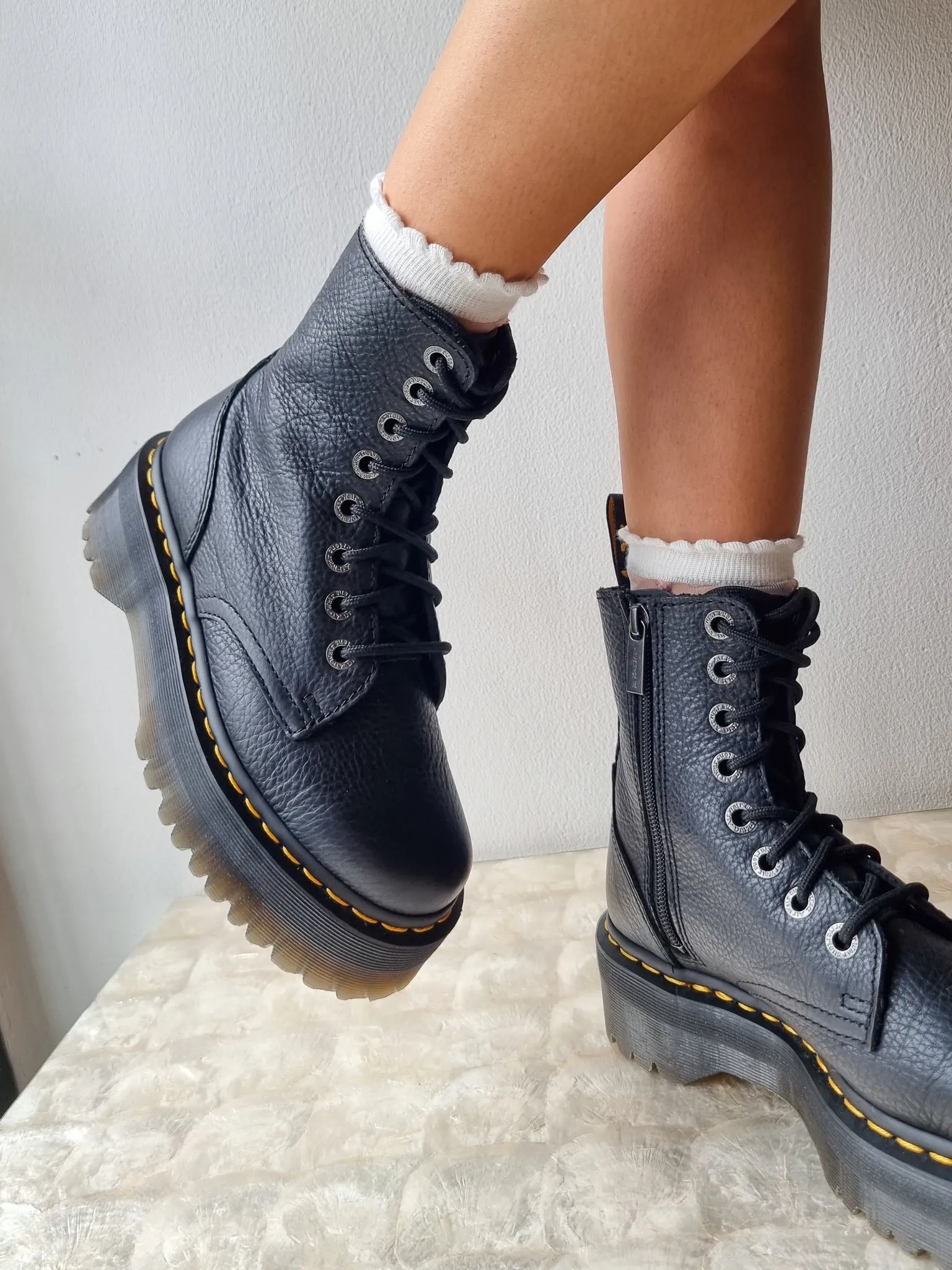 DR. MARTENS JADON BLACK PISA