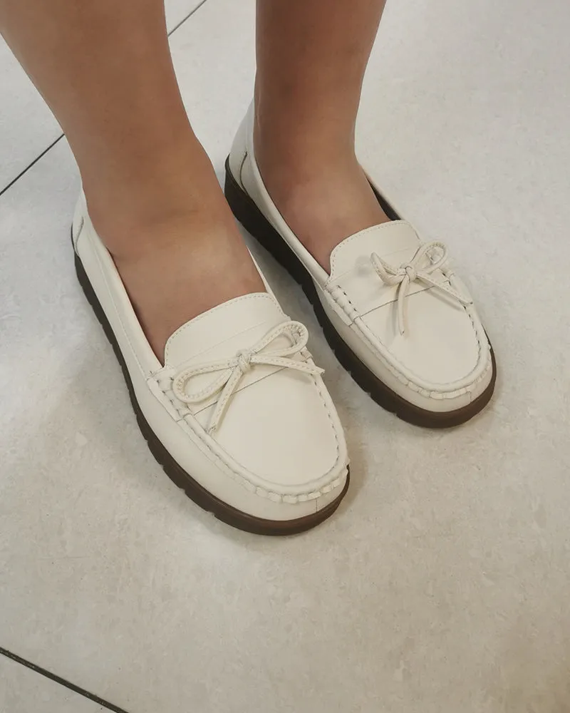 Fastbobitong Women's Faux Leather Ballet Flats Casual Round Toe Bow