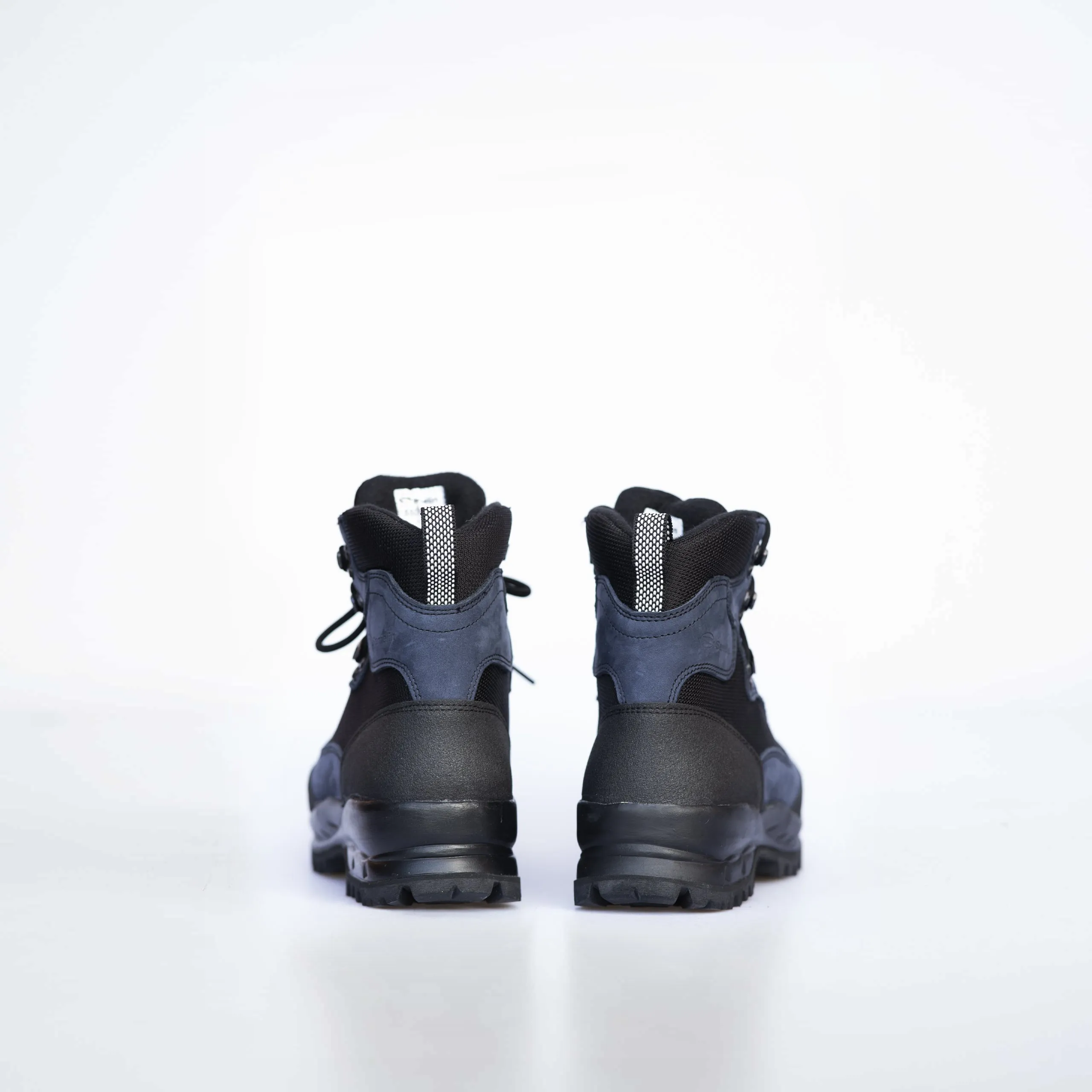 Hiking - 550 - Blue