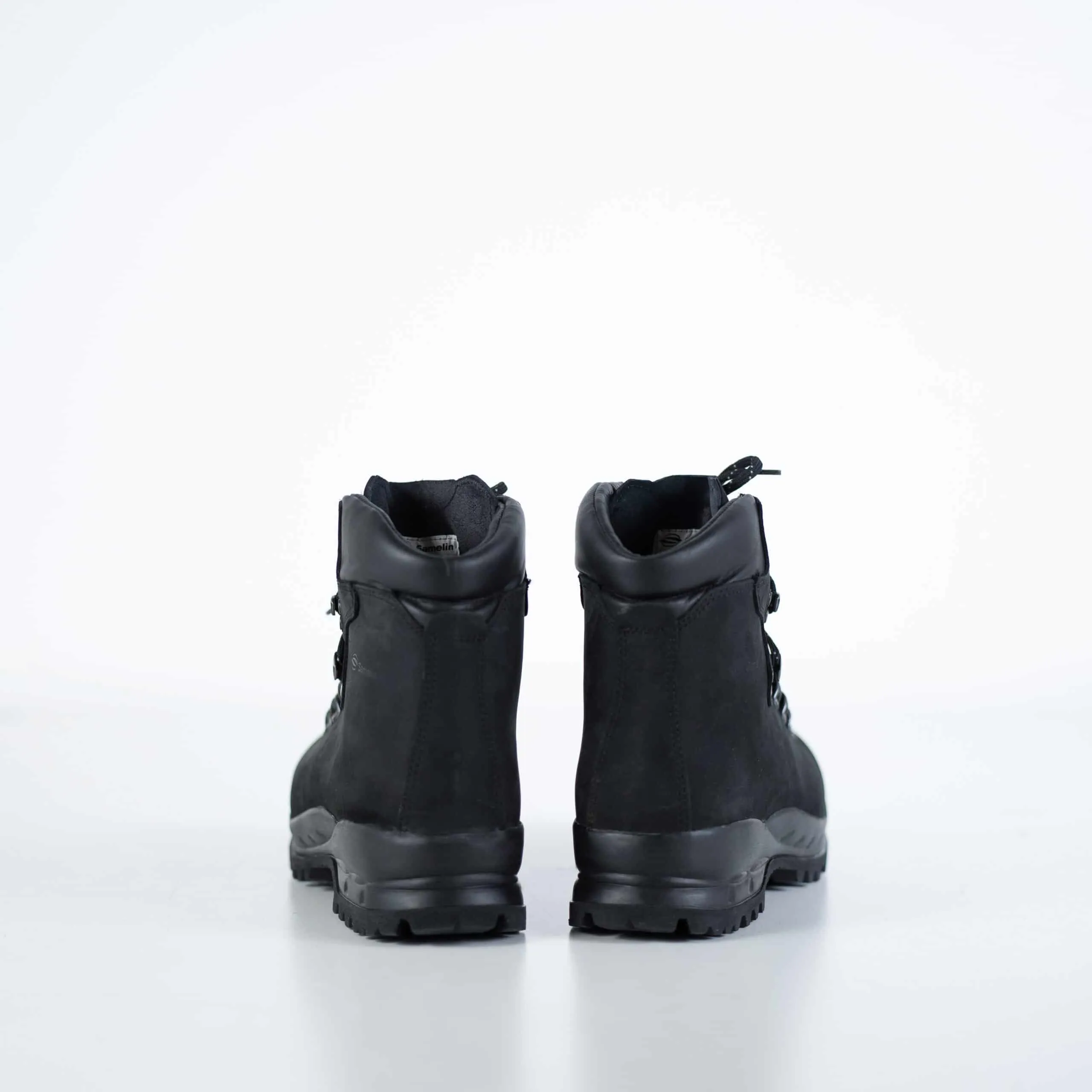 Hiking - 5531 Hiking - Black
