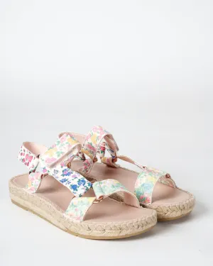 hiking sandals - mixed flowers flat sandal