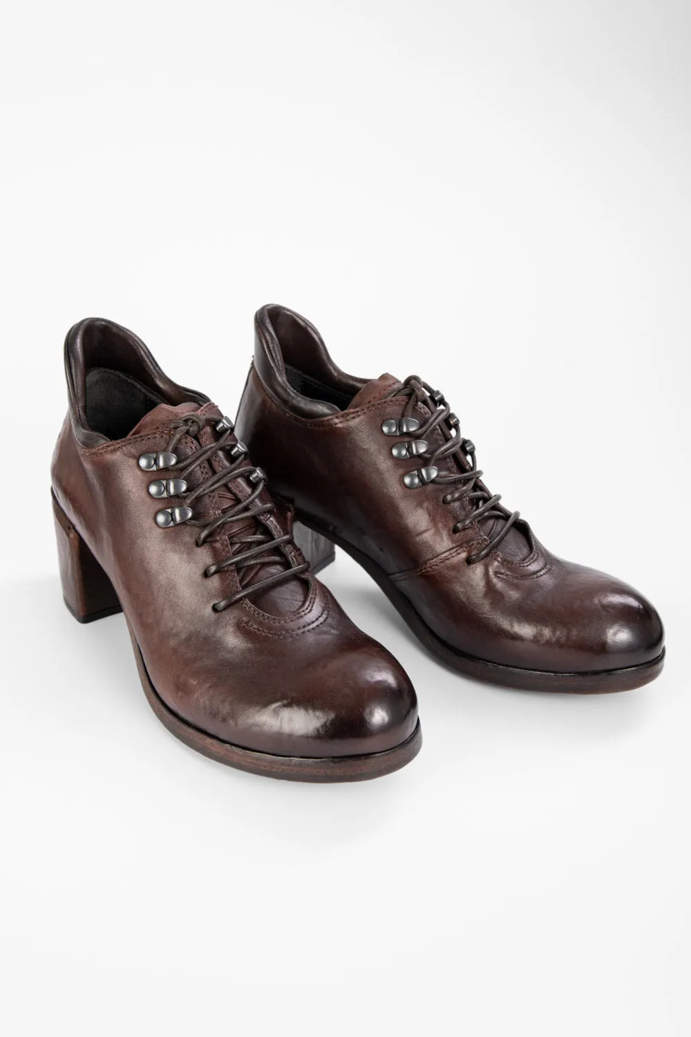 MADISON chocolate-brown lace up hiking shoes.