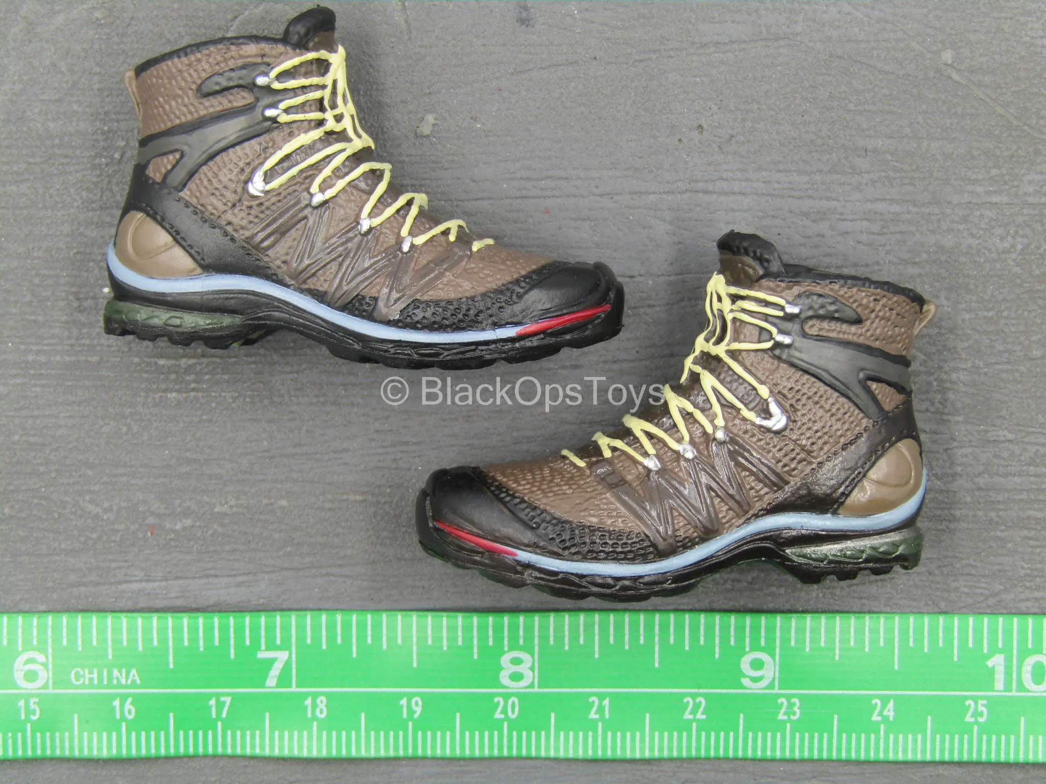Modern Battlefield Ghost - Brown Combat Boots (Foot Type)