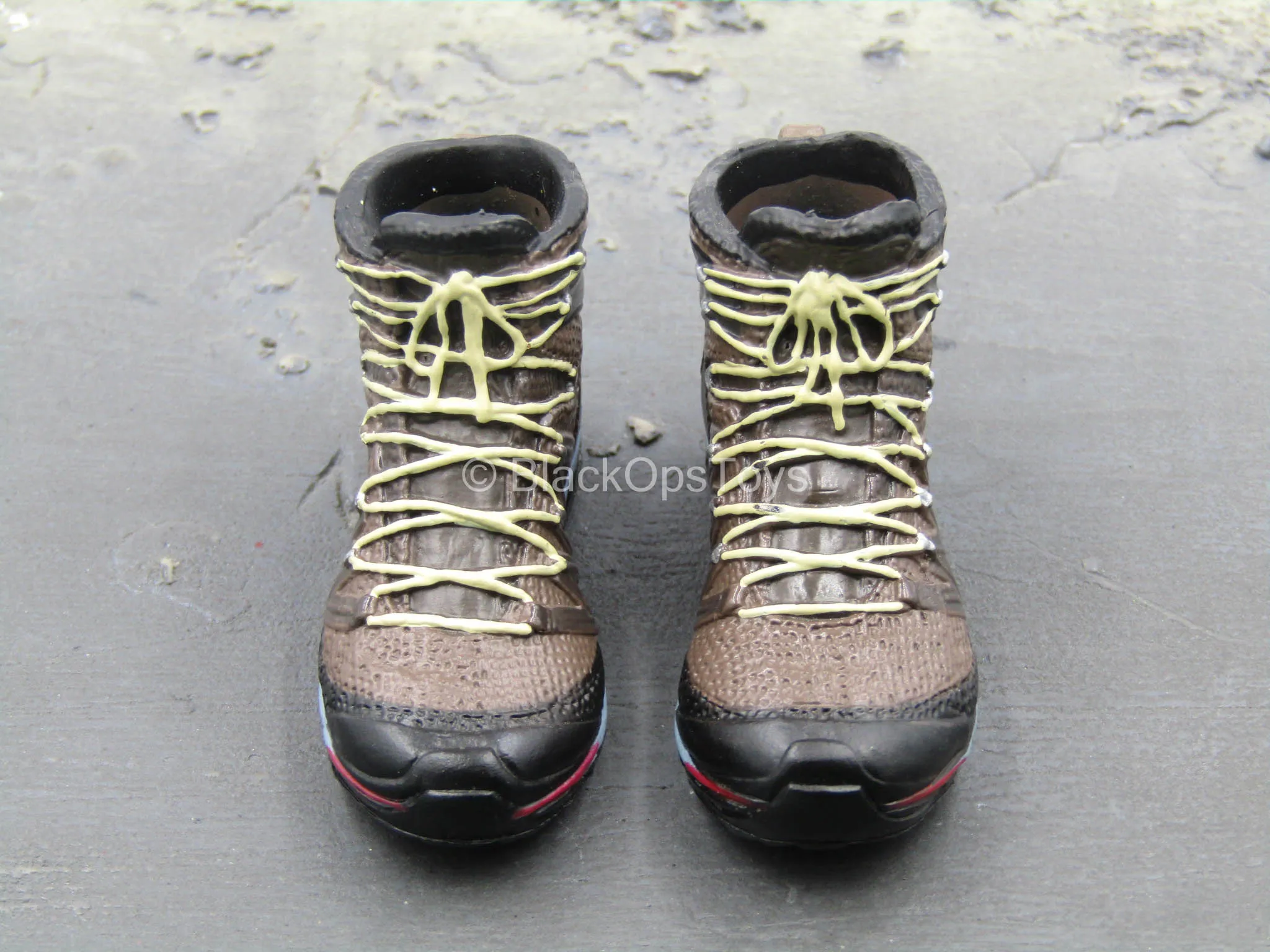 Modern Battlefield Ghost - Brown Combat Boots (Foot Type)
