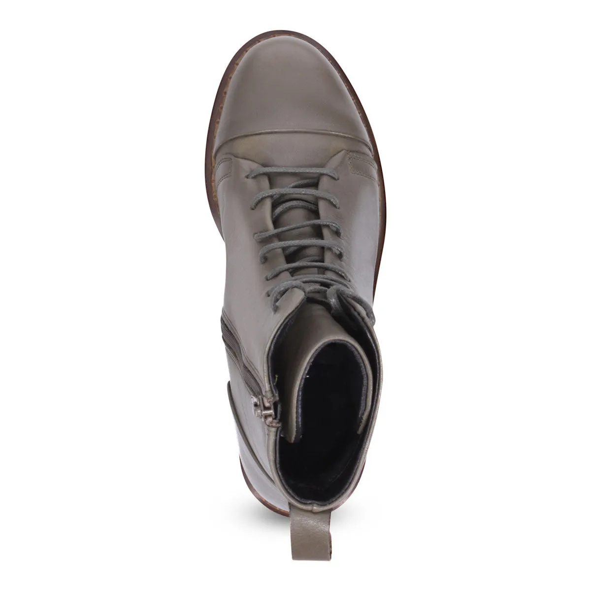 Nikita Boot