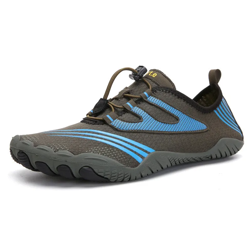 Non-slip buckle swimming shoes