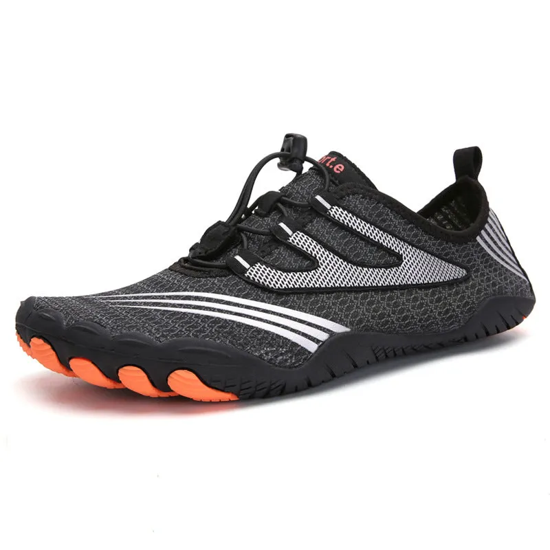 Non-slip buckle swimming shoes