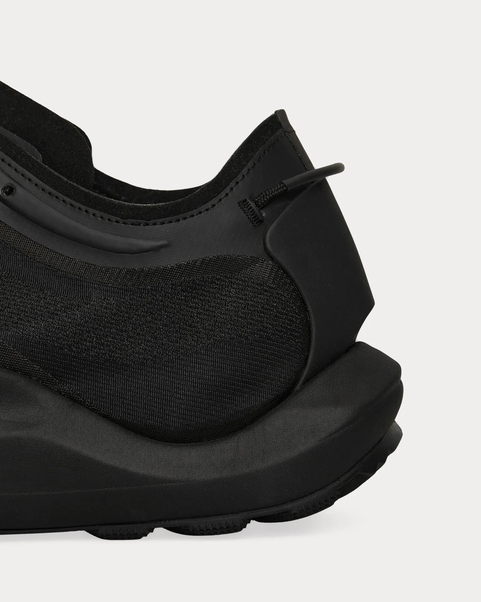 Sella Black Running Shoes