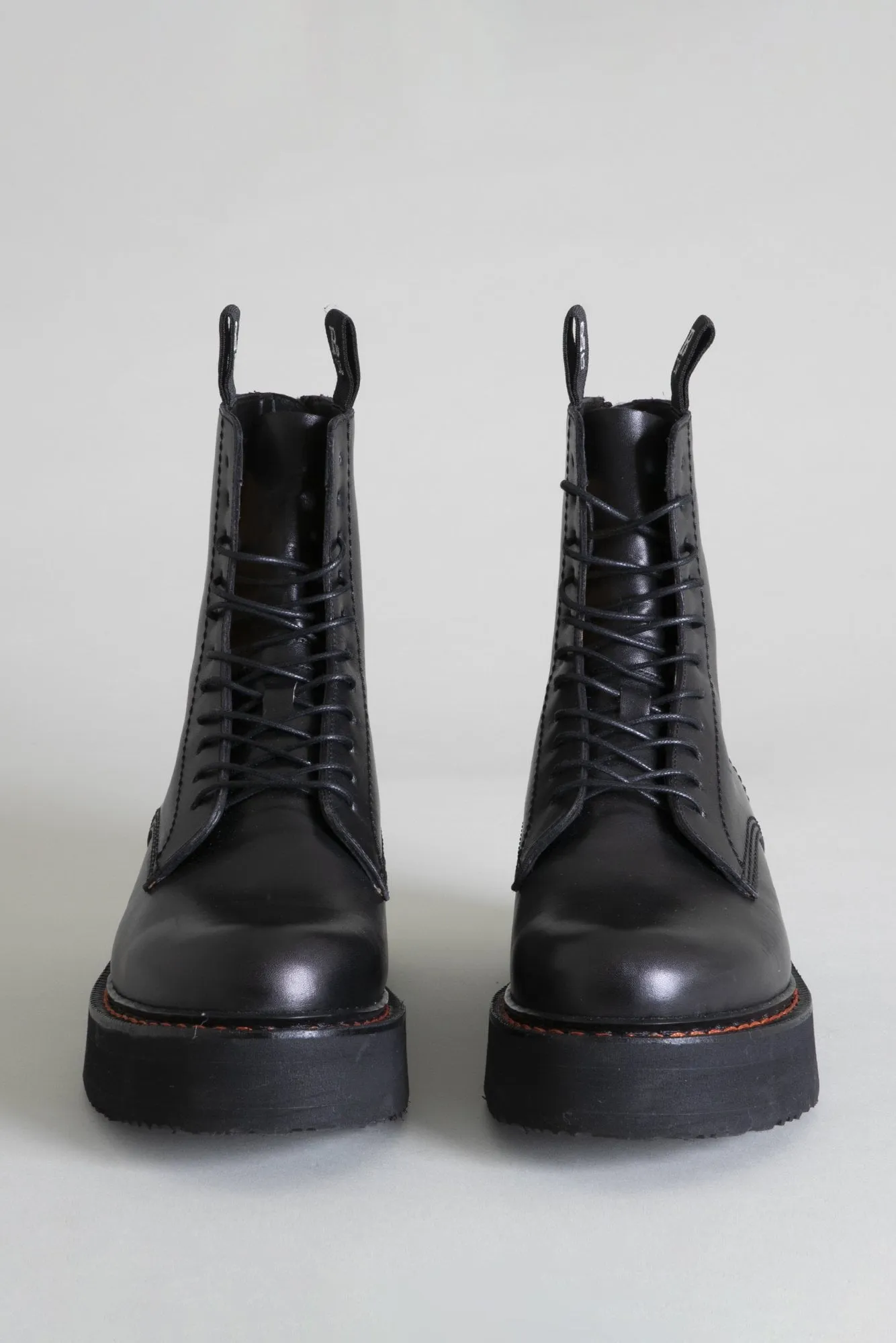 SINGLE STACK BOOT - BLACK