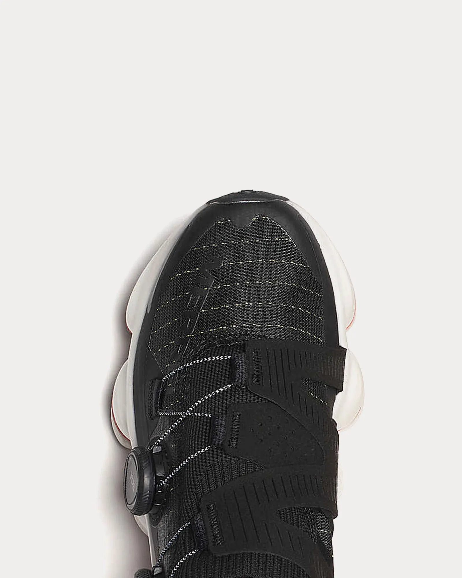 SpeedARC Surge BOA Raven Running Shoes