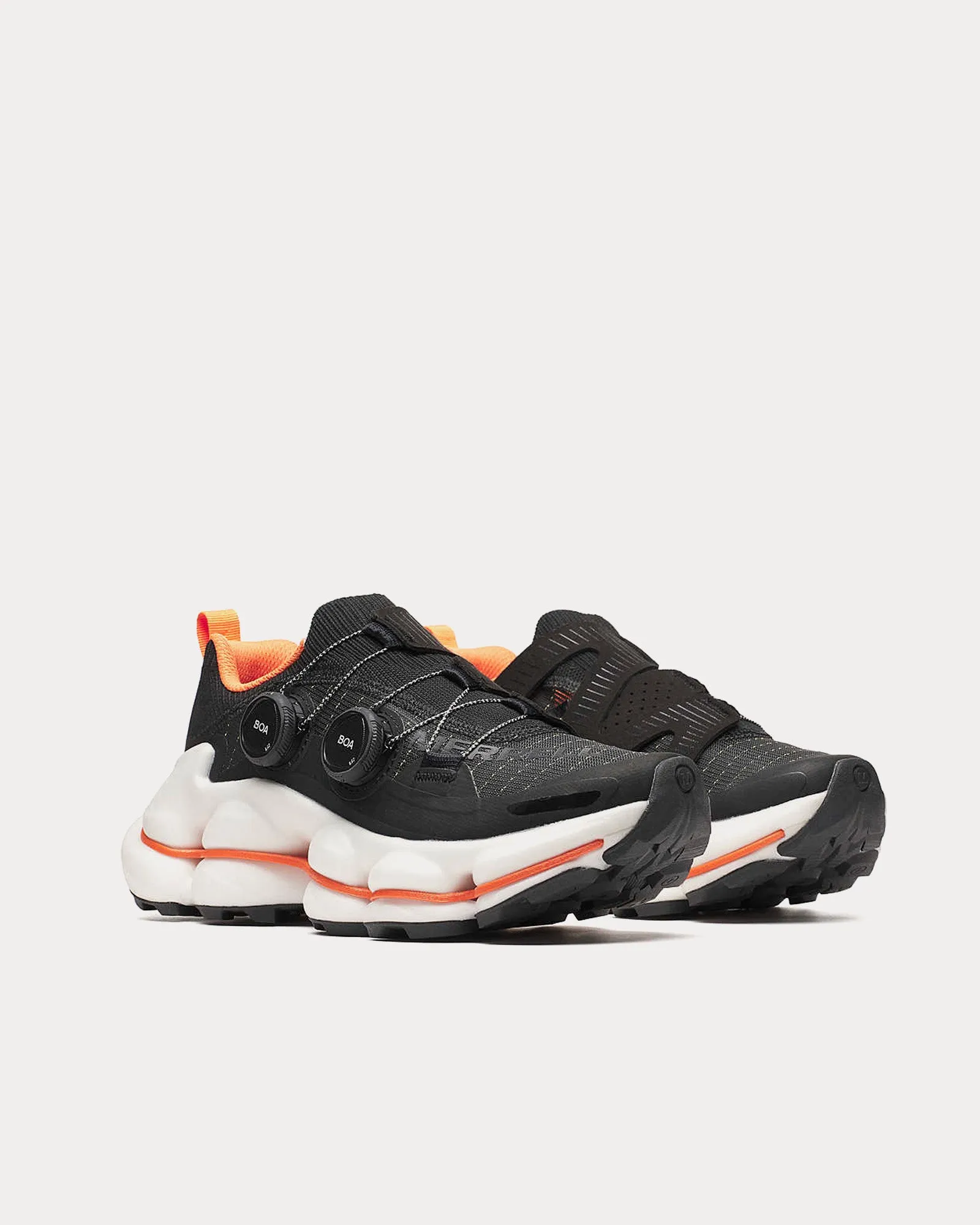 SpeedARC Surge BOA Raven Running Shoes