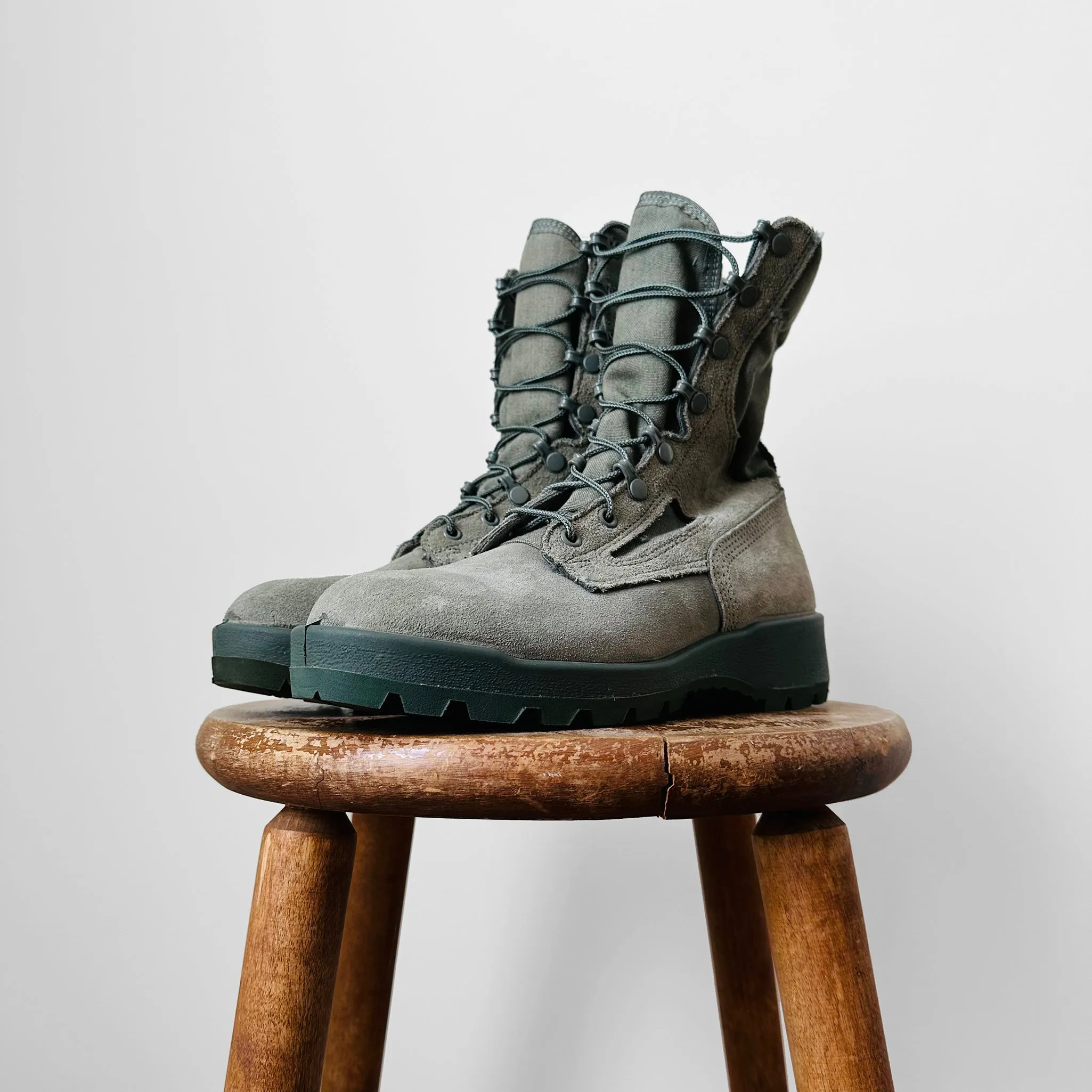 Wellco Brand Sage Green Suede Leather Military Air Force Soft Lace-Up Combat Boots - Sz 6W