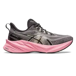 Women's Novablast 3 LE Running Shoe - Black/Pink Rave - Regular (B)